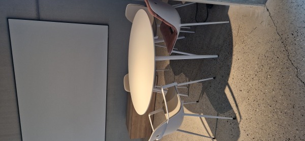 Marguerite tafel + 4 stoelen incl kussens main image