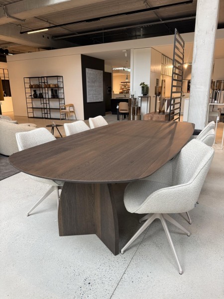 Table Liff main image